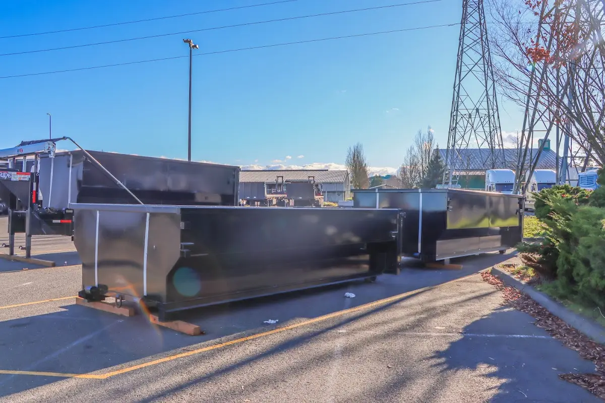 Professional dumpster rental and junk removal service in Tampa